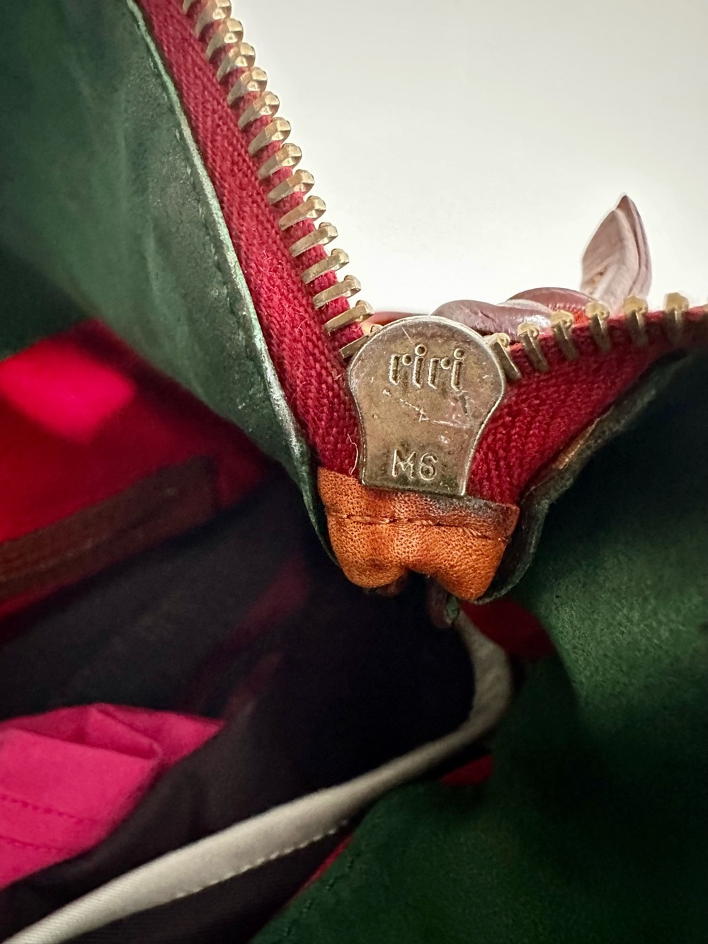 Dooney & Bourke Large Vintage Florentine Leather Satchel - Picture 13 of 16